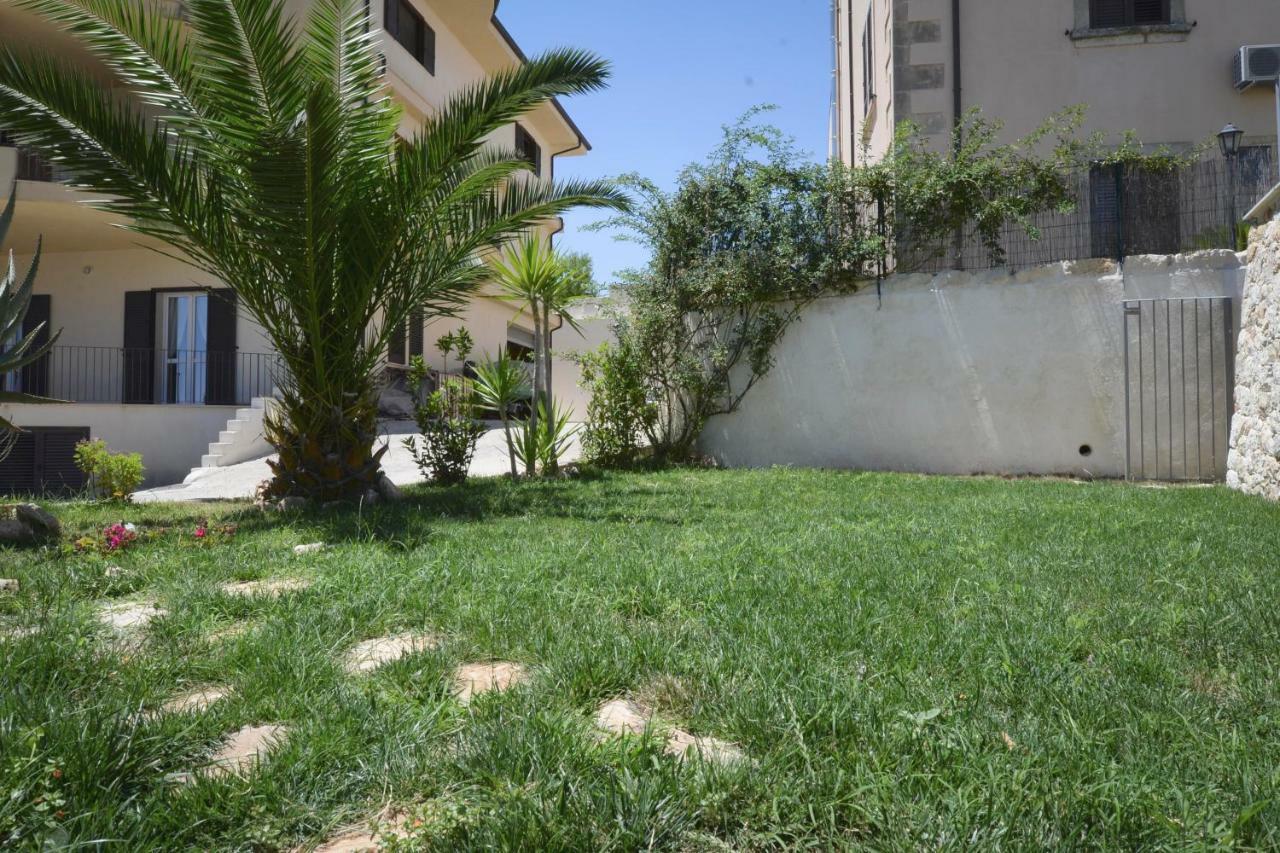 Villa Chiaralice Noto Exterior foto